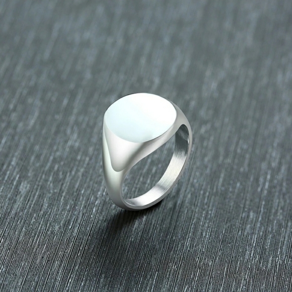 Silver Signet Ring Comfort Fit Multiple Sizes - Picture 1 of 8